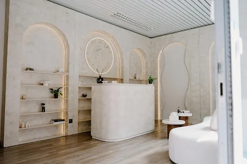 3 - Sümy beauté and the beast