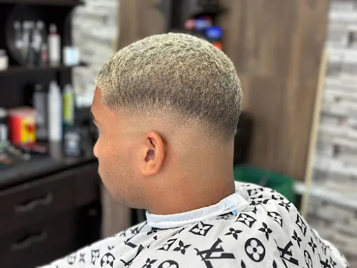 2 - Sun Studio New Milton (Formally New Miltan)