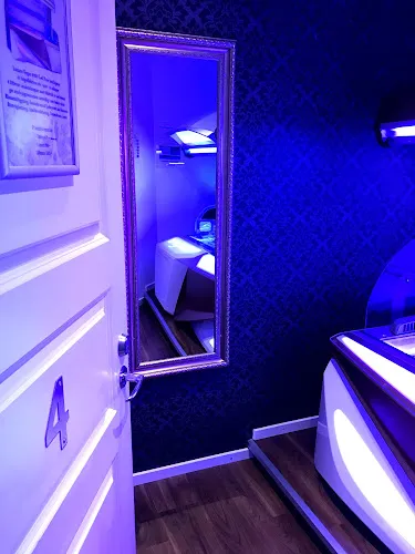 3 - SunDay Drop In Solarium