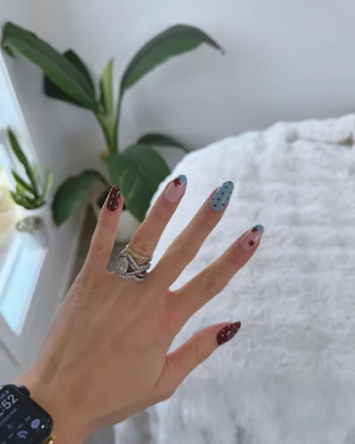 2 - Sunflower Nails and Beauty