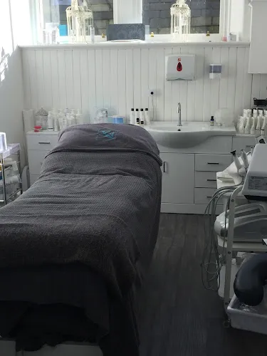 5 - Sunshine Tanning Studio