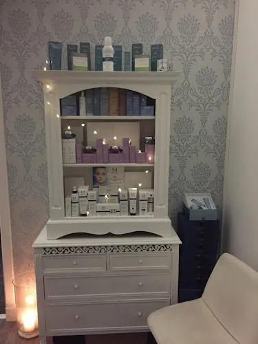 8 - Sunshine Tanning Studio