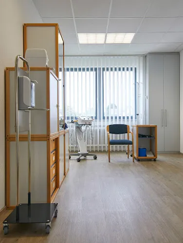 3 - Susanne Hohlfeld Fachärztin für Allgemeinmedizin