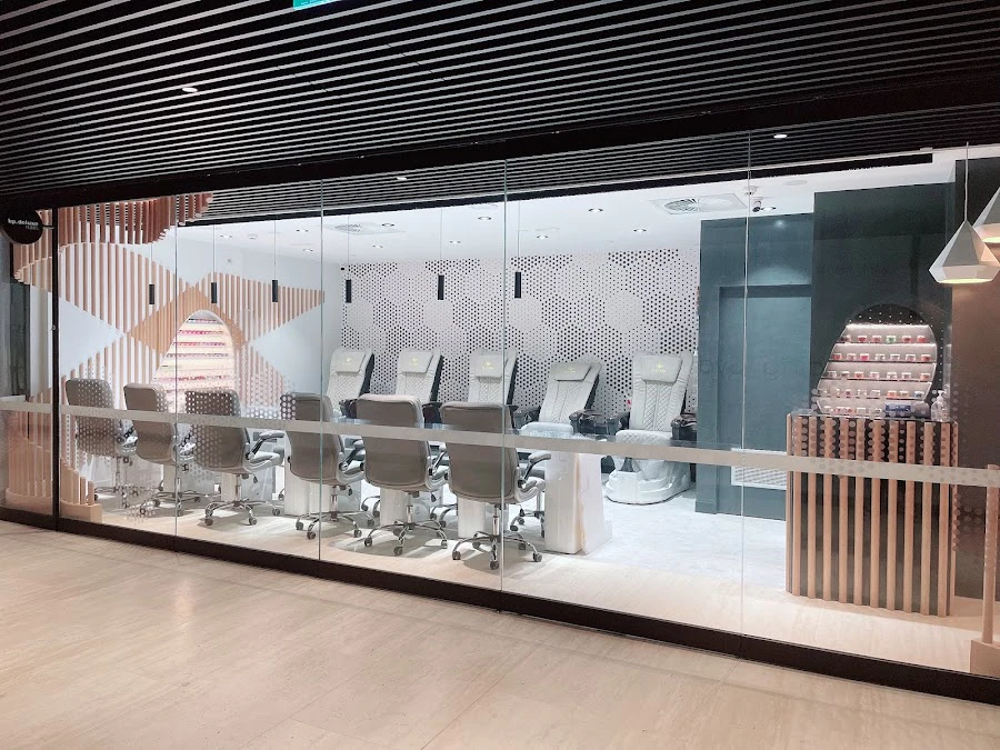 1 - Sylvia Hair Story