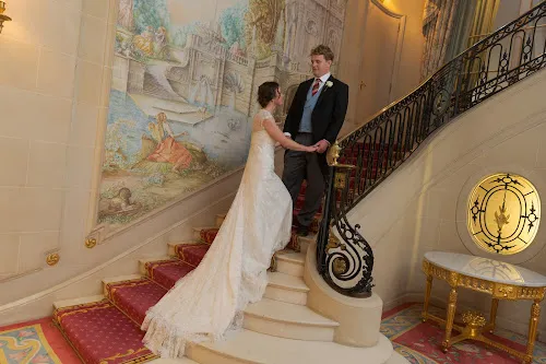 7 - Tai Chung Wah Hair Salon