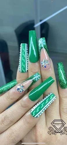 5 - Tami Nails
