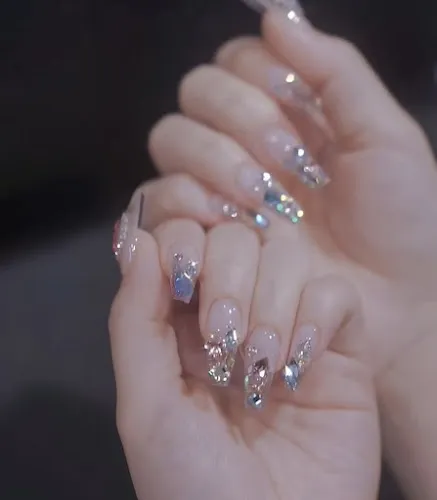 7 - T&R Nails and Beauty