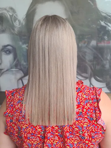 4 - Tangles Hair Design