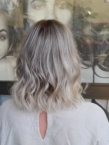 7 - Tangles Hair Design