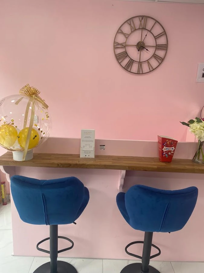 1 - Taras nails and beauty