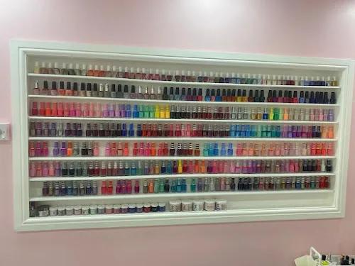 2 - Taras nails and beauty