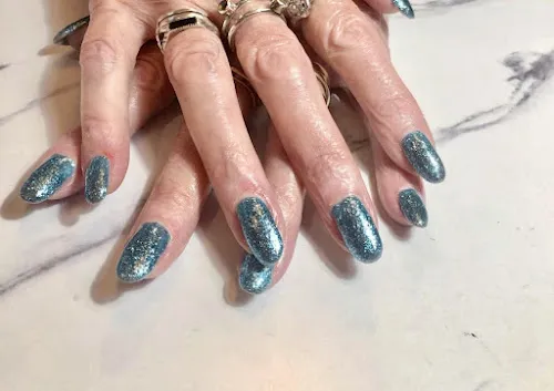 7 - Taylor house of hair and beauty