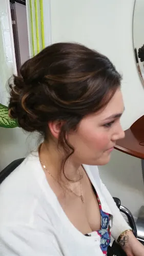 6 - Taylor Made Hair & Beauty Studio