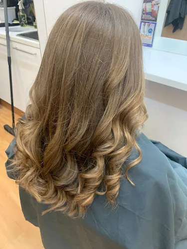 5 - Telaynee Hair and Beauty