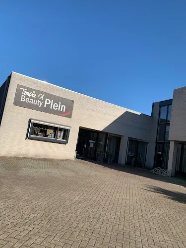 1 - Temple of Beauty Plein