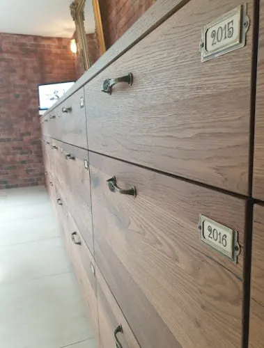 7 - Texas Barber Shop