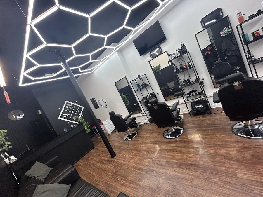 1 - The 925 Barbershop