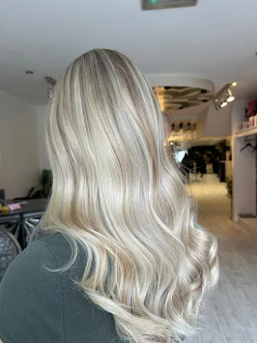 5 - The Barber Lounge