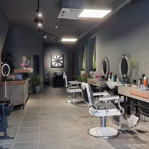 1 - The Barber Lounge