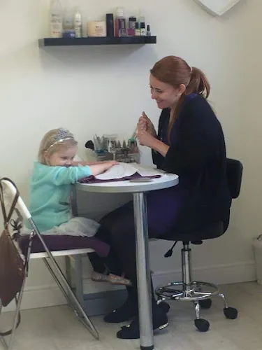 7 - The Barber Shop Lady Salon