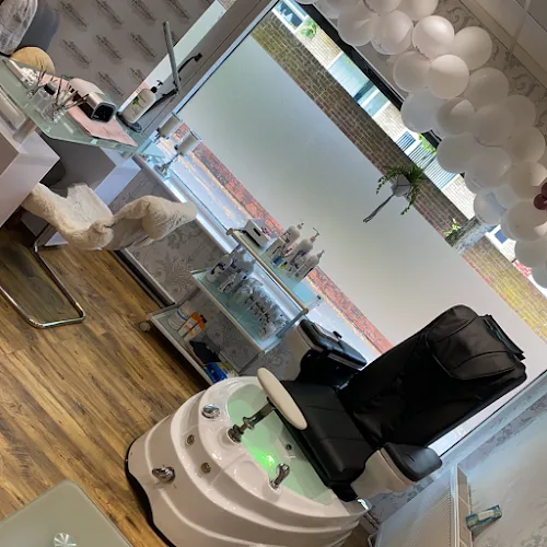 5 - The Beauty Clinique