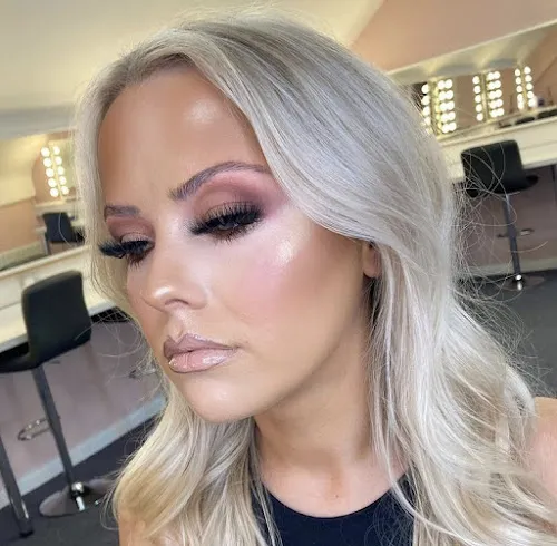 4 - The Beauty Place