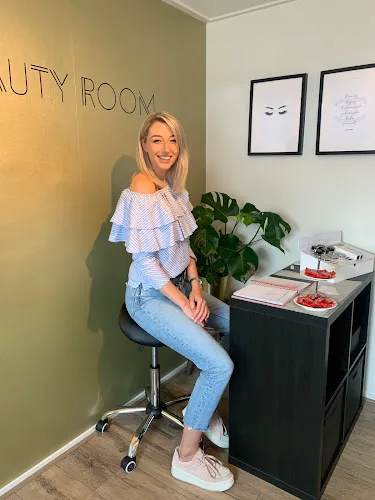 4 - The Beauty Room by Romy