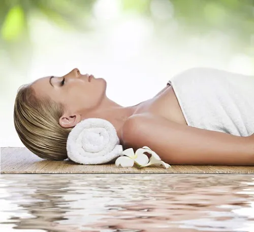 3 - The Beauty Room (Sedgley)