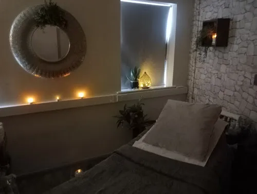 2 - The Beauty Room (Sedgley)