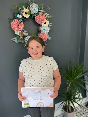 6 - The Beauty Studio