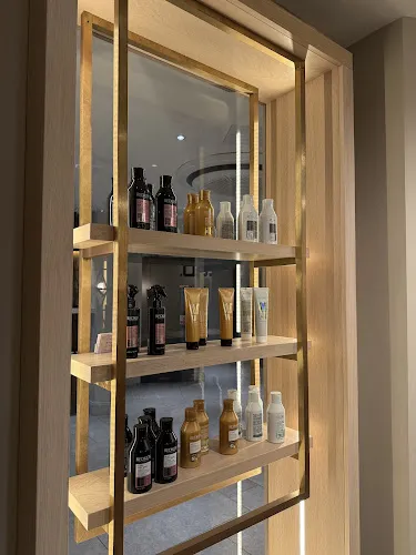 5 - THE BEAUTY TIME wilmslow