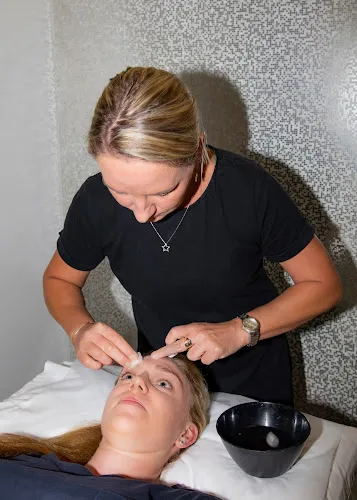 5 - The Best Nails , Beauty & Foot Spa