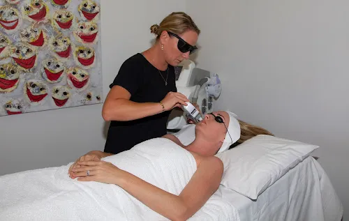 4 - The Best Nails , Beauty & Foot Spa