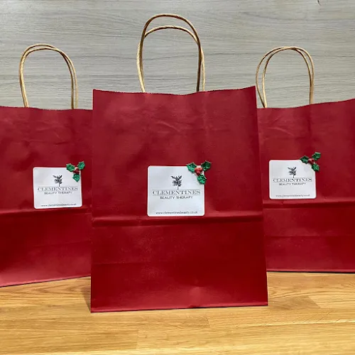 2 - The Country House Salon