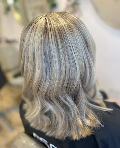 6 - The cutting company