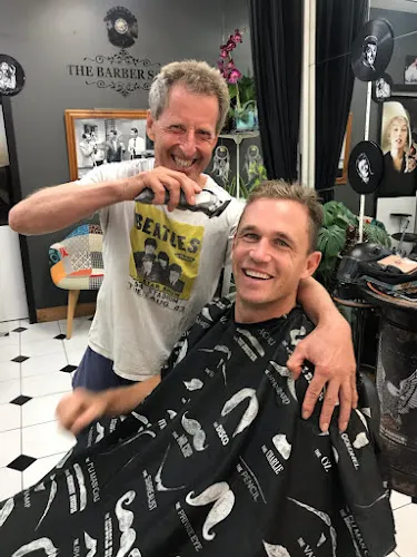 7 - The Godmothers Barbershop