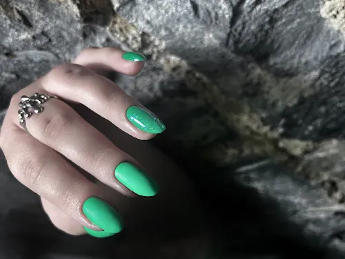 4 - The Hair Gallery