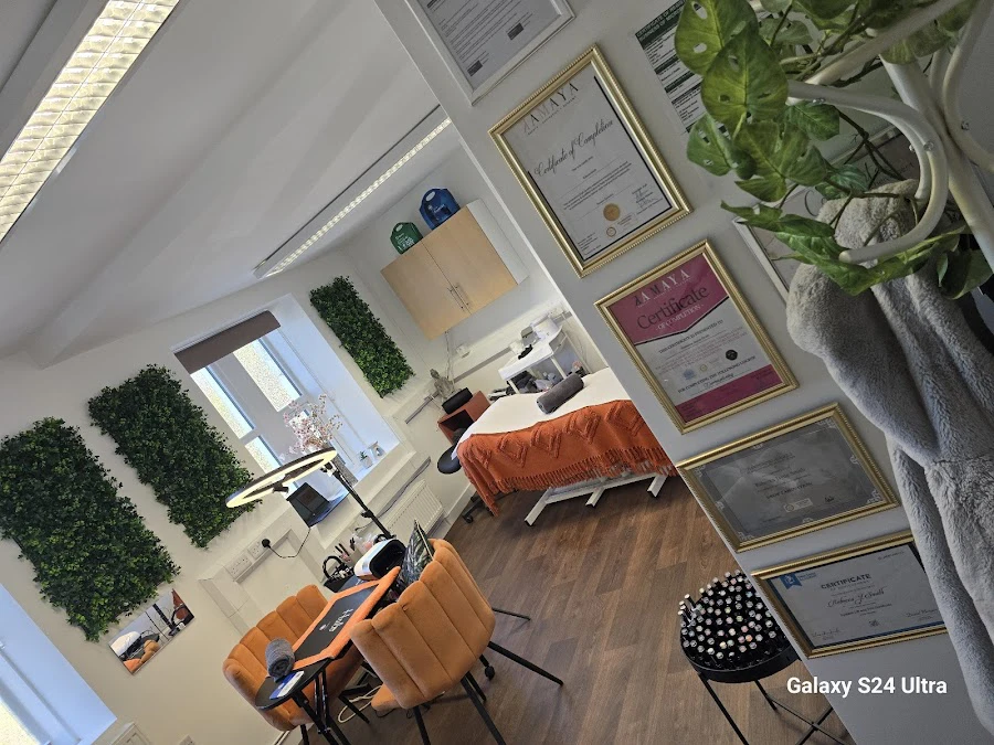 1 - The Hair Lounge - Elland