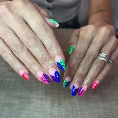 5 - The hamilton hair company