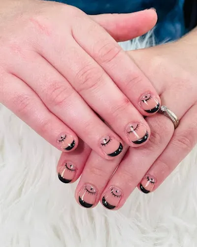 7 - The Haus of Hair