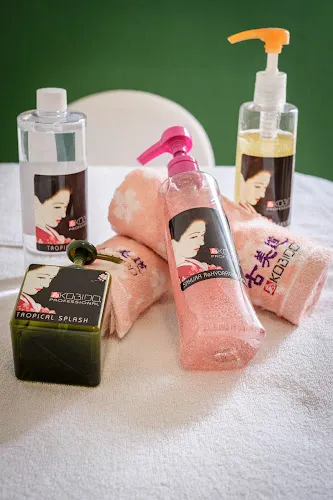 3 - The Lash Room Geneva