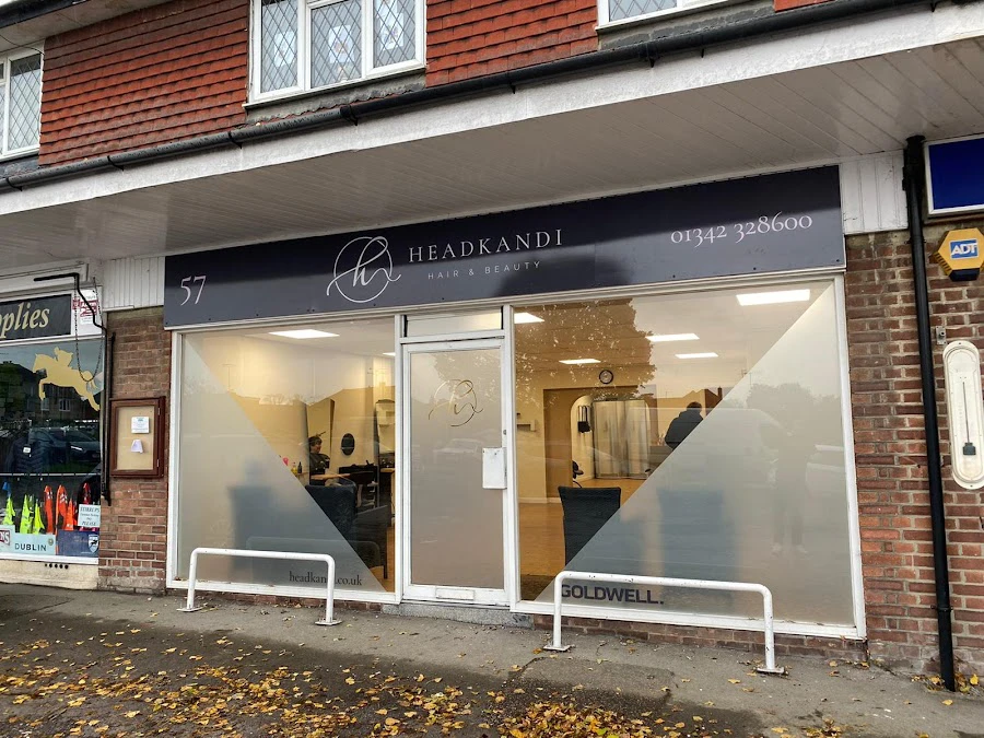 1 - The Little Salon