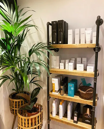 7 - The Lodge Hair and Beauty