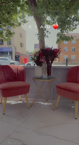 7 - The Look Hair and Beauty