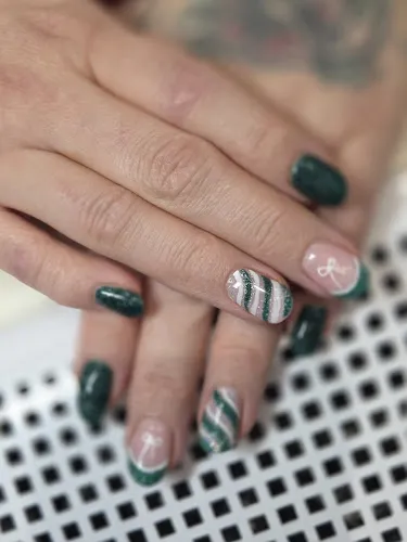 6 - The Mutts Barbershop Dog Groomer