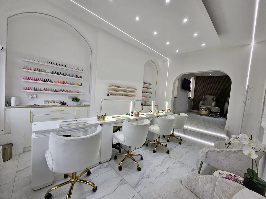 1 - The Nail bar - West Brom