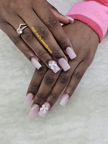 4 - The Nail bar - West Brom