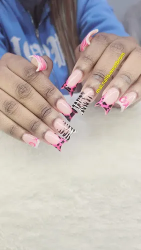 6 - The Nail bar - West Brom