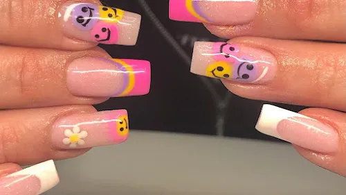 3 - The Nail Lounge Sedgley