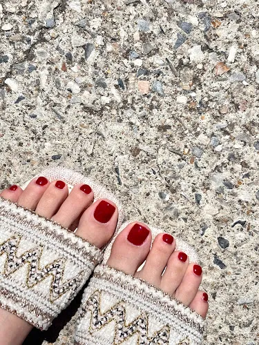 3 - The Salon On Reid